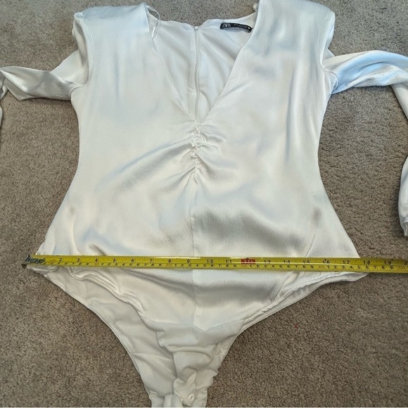 Zara white satin effect ruched long sleeve V-neck bodysuit Sz XL NWOT - Picture 12 of 13